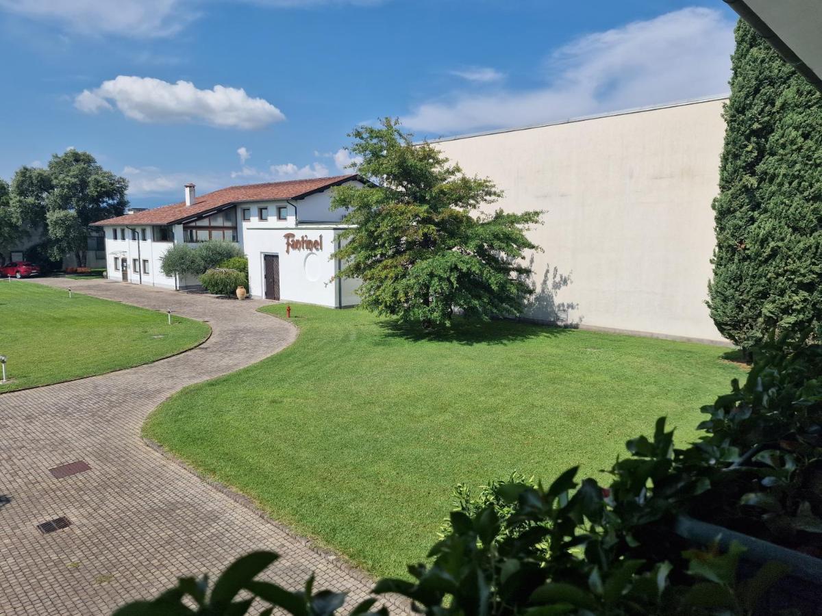 B&B Borgo Tesis 斯皮林贝戈 外观 照片